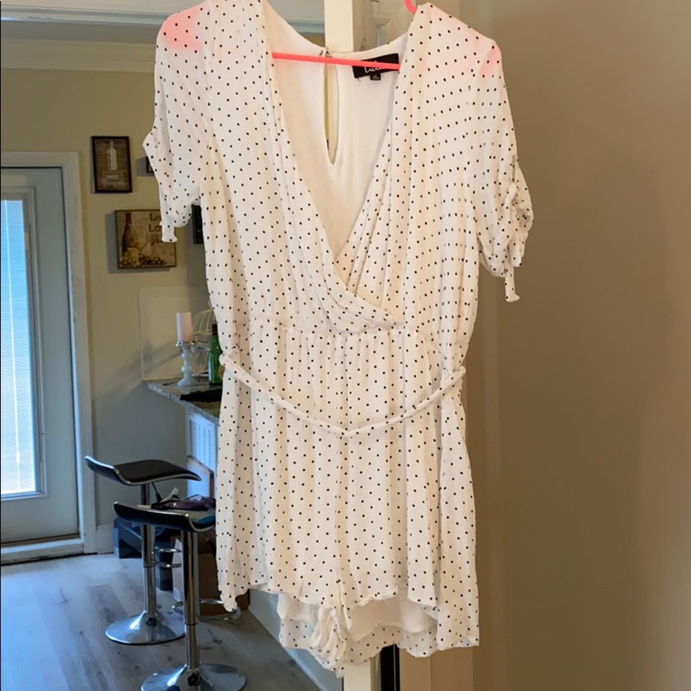 Romper - Picture 3 of 4